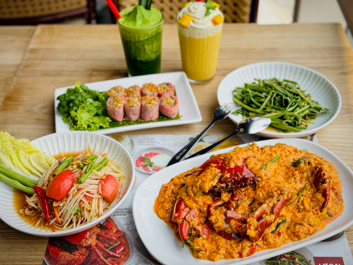 網站近期文章：[曼谷美食]上味泰餐館Savoey Terminal21 Asok|地理位置交通超方便!必點念念不忘咖哩螃蟹．搭配用喝的芒果糯米飯冰沙