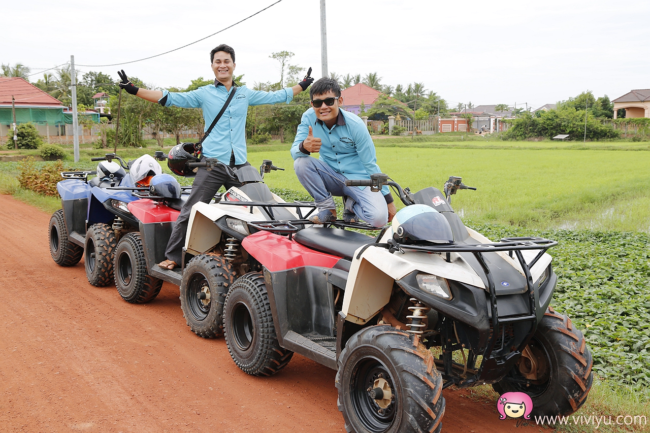 [柬埔寨．景點]吳哥窟新玩法．ATV四輪驅動越野車~騎著車繞過鄉間小路．認識不一樣的柬埔寨 @VIVIYU小世界