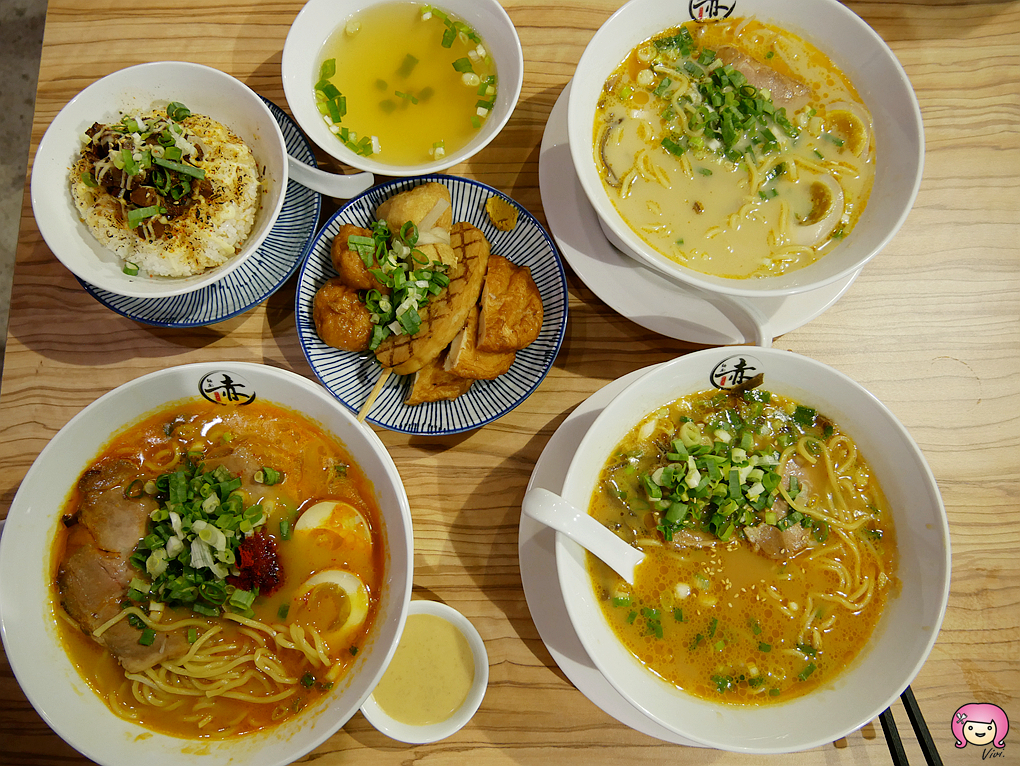 [桃園美食]赤麵廠 レッドラーメン|桃園藝文特區店~屋台料理關東煮．適合台灣人口味拉麵